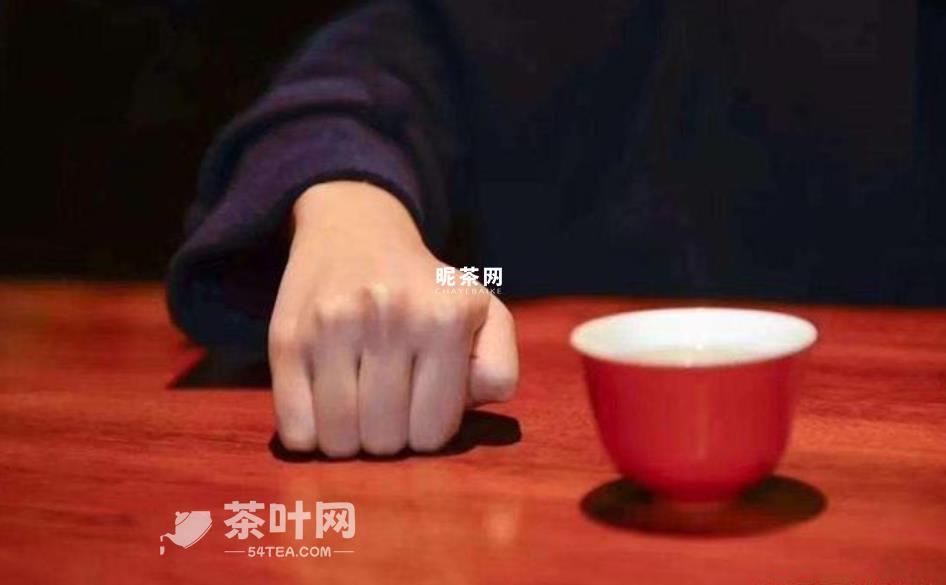 倒茶的时候用手指敲是什么意思-茶叶网(图4)