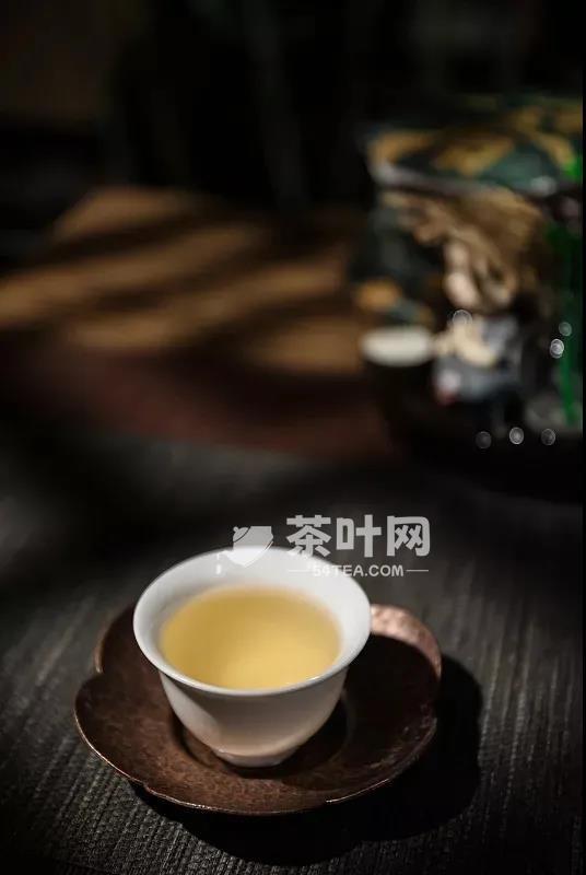 得半日之闲，饮平心之茶，怡然自乐-茶叶网(图6)