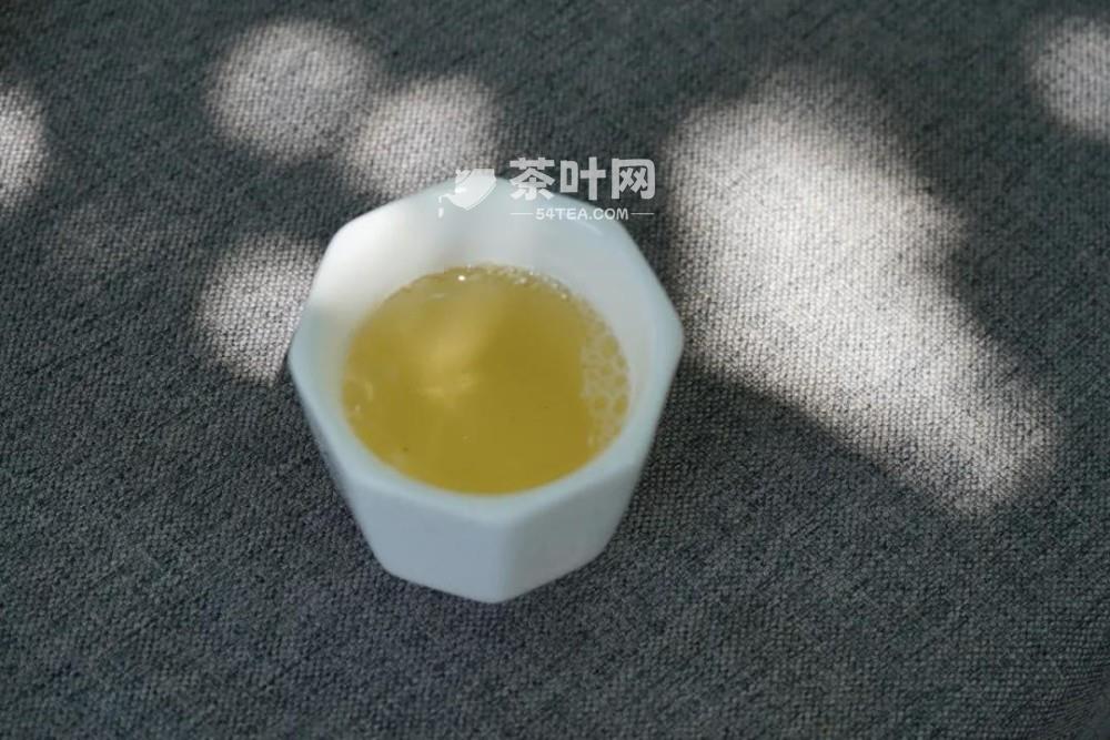 品茶分三口：一品在境，二品在味，三品在情-茶叶网(图2)