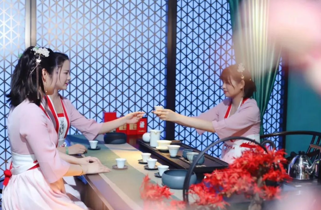 福州附近足浴spa会所那么多该如何选择？_福州养生品茶网(图2)